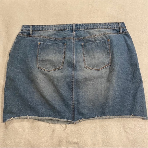 Denim skirt from Just Fab - Picture 2 of 3